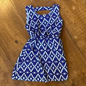 blue and white tank top